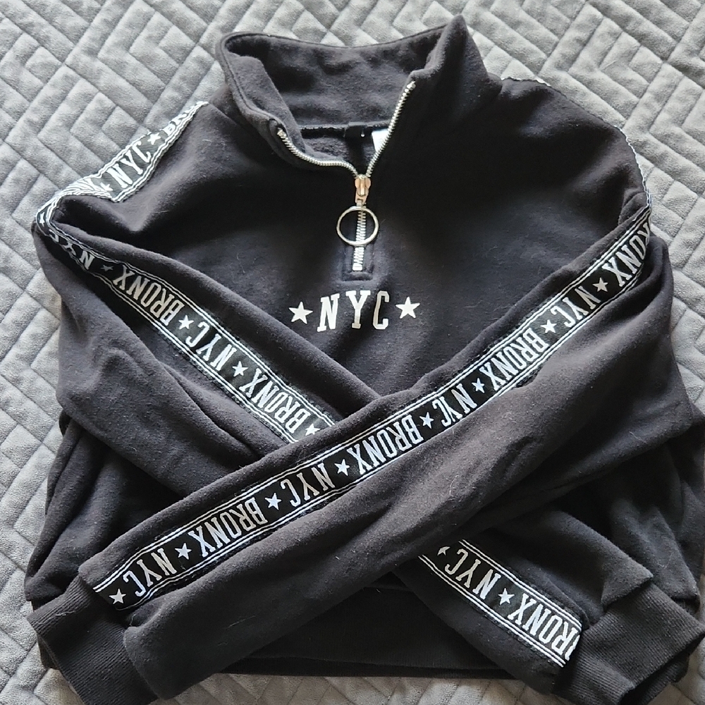 H&M Black Quarter-Zip Sweatshirt Nyc